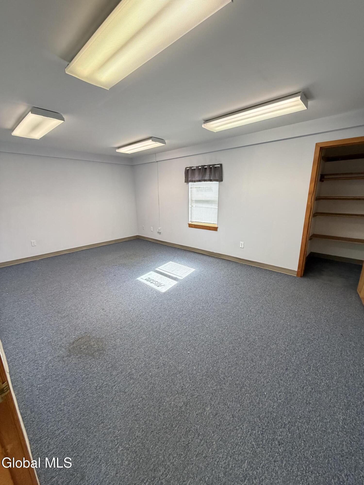 689-691 Hoosick Road Troy NY 12180