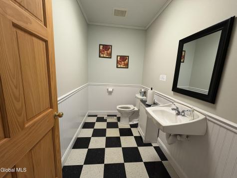 81 4th Street Troy NY 12180