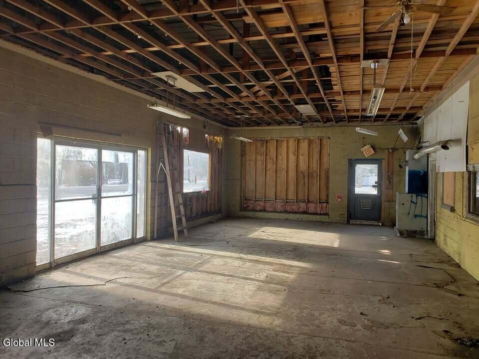 82 Boulevard Queensbury NY 12804