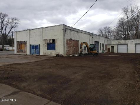 82 Boulevard Queensbury NY 12804