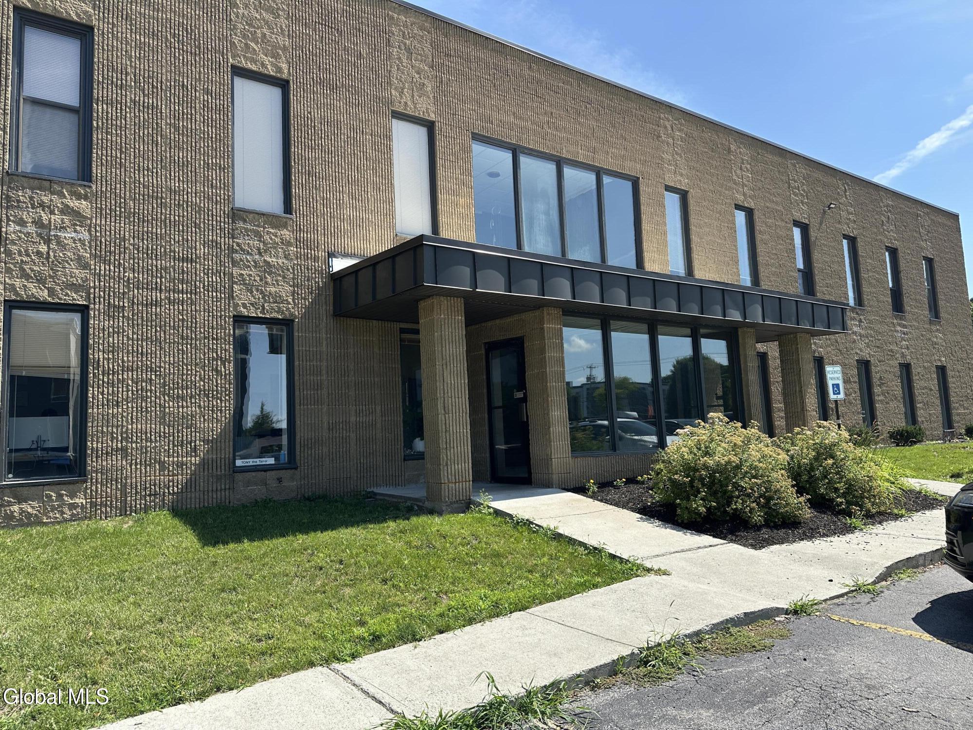 632 Plank Road Clifton Park NY 12065