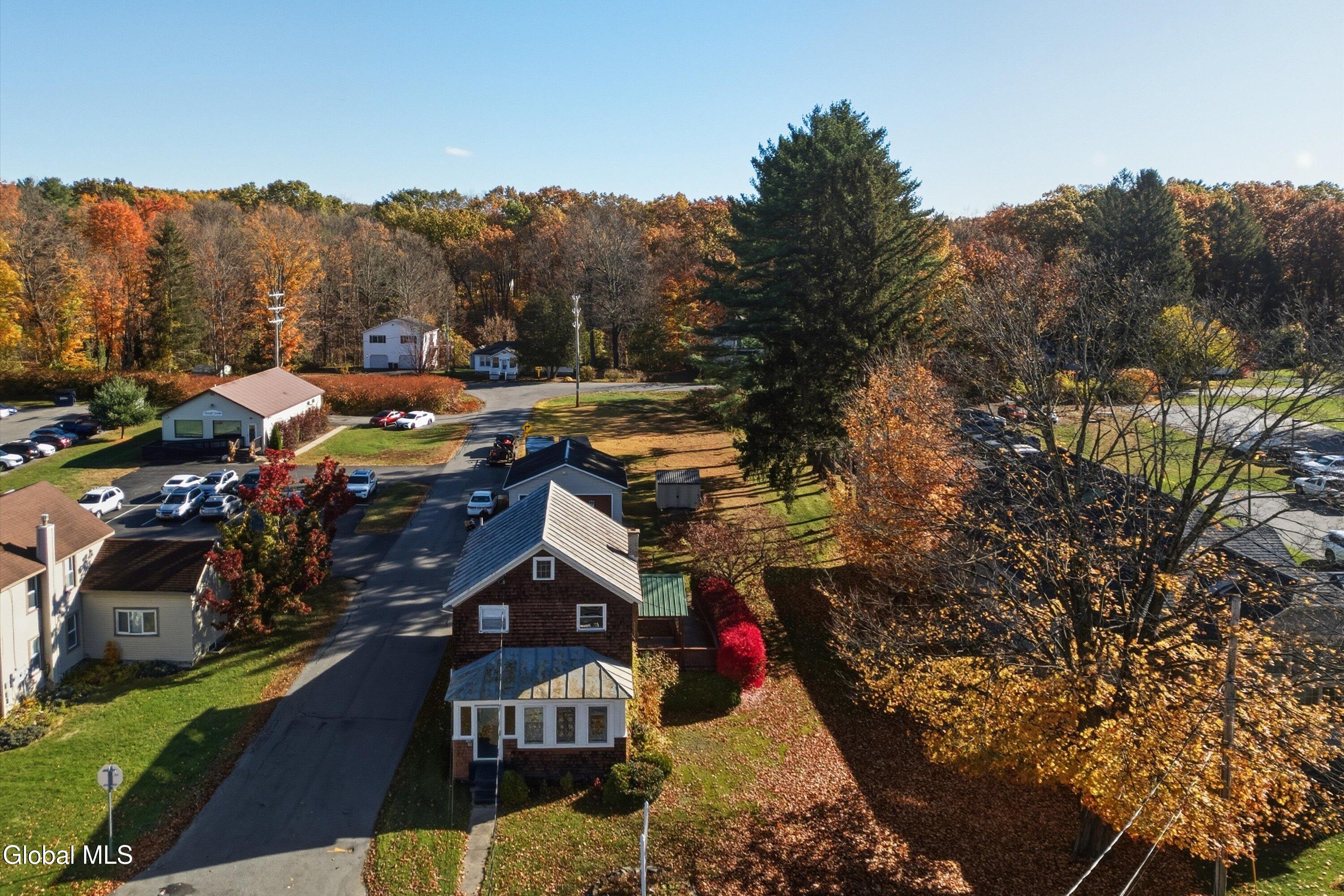 460 Maple Avenue Saratoga Springs NY 12866