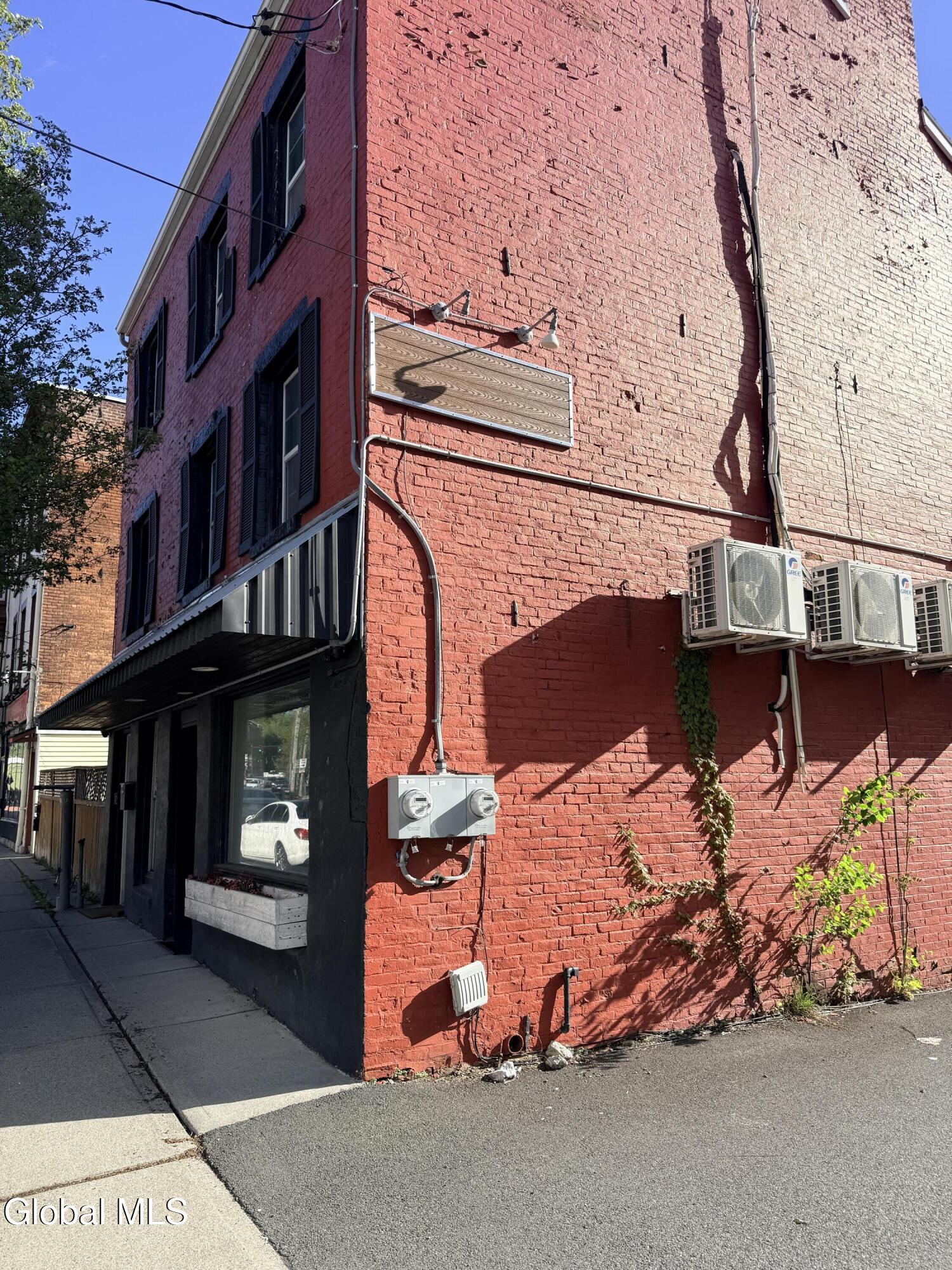 336 Congress Street Troy NY 12180