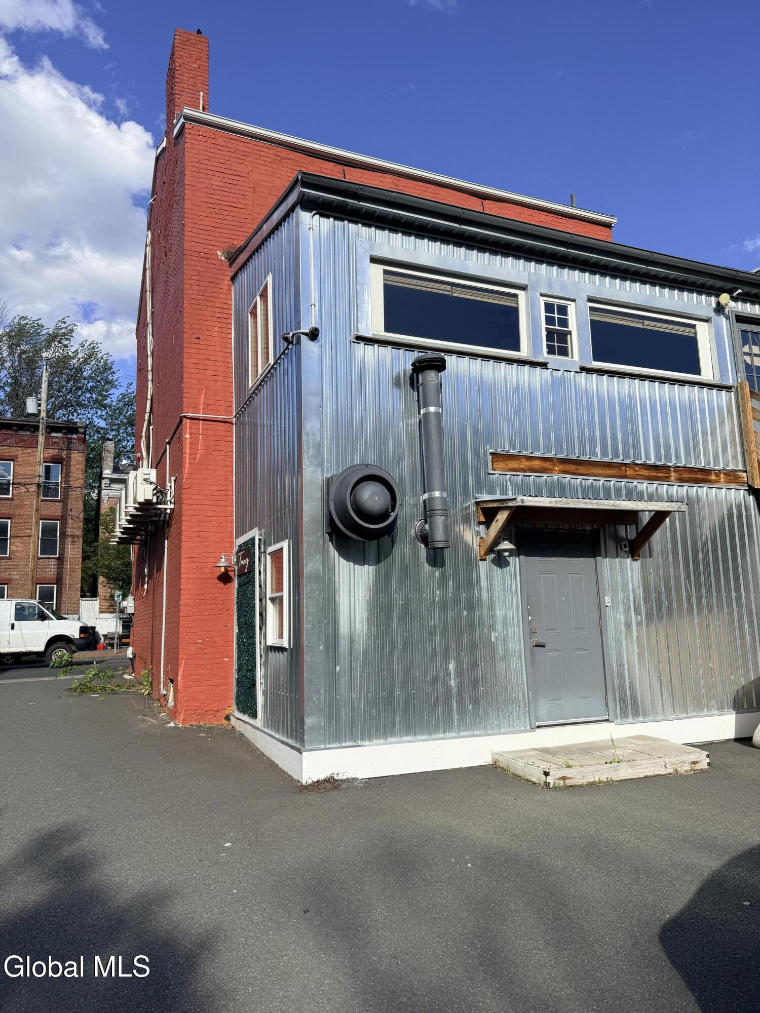336 Congress Street Troy NY 12180