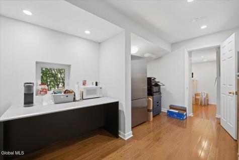 193 Lake Avenue Saratoga Springs NY 12866