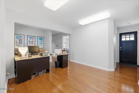 193 Lake Avenue Saratoga Springs NY 12866