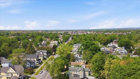 193 Lake Avenue Saratoga Springs NY 12866