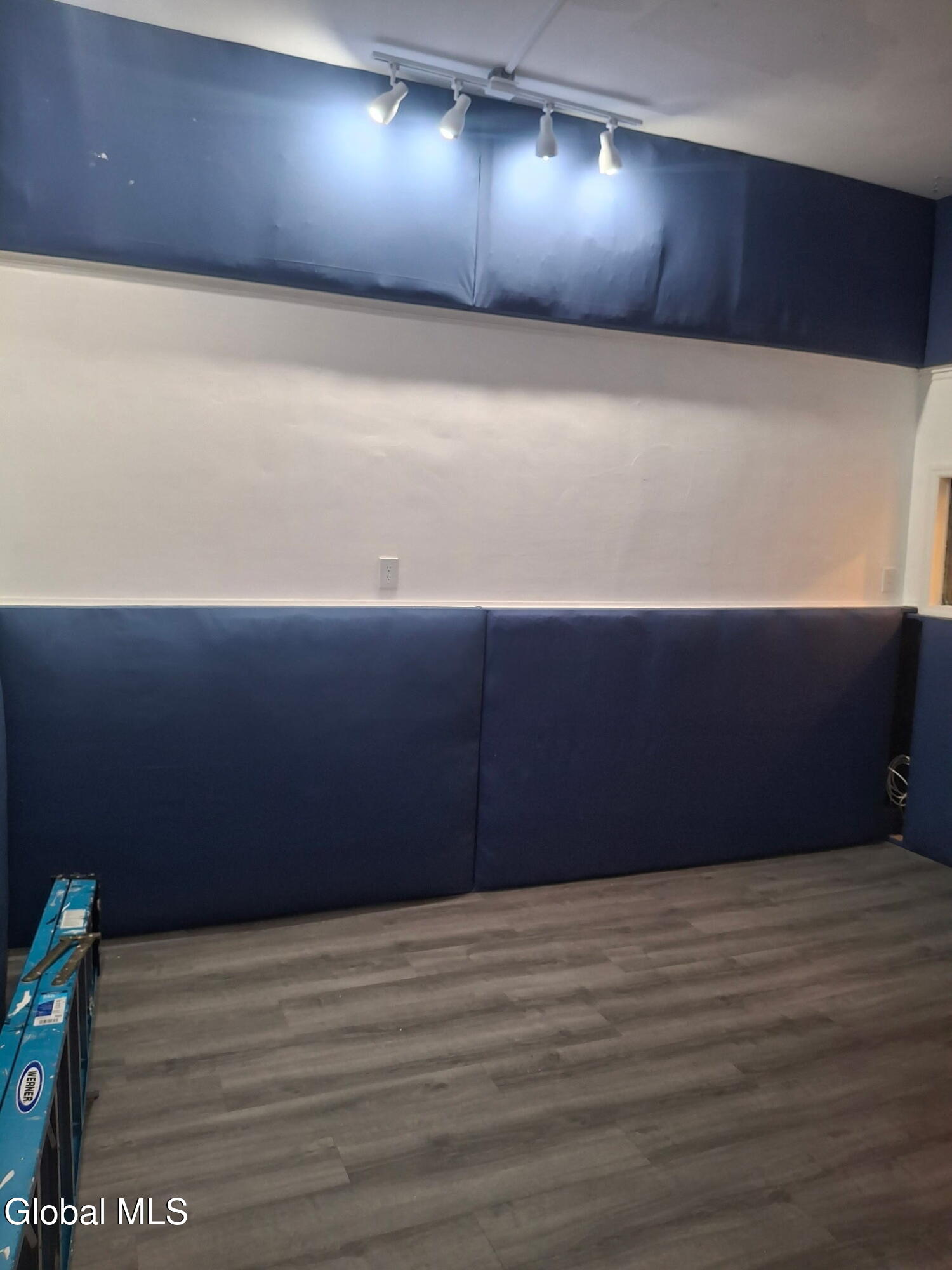 137 S Ferry Street Schenectady NY 12305
