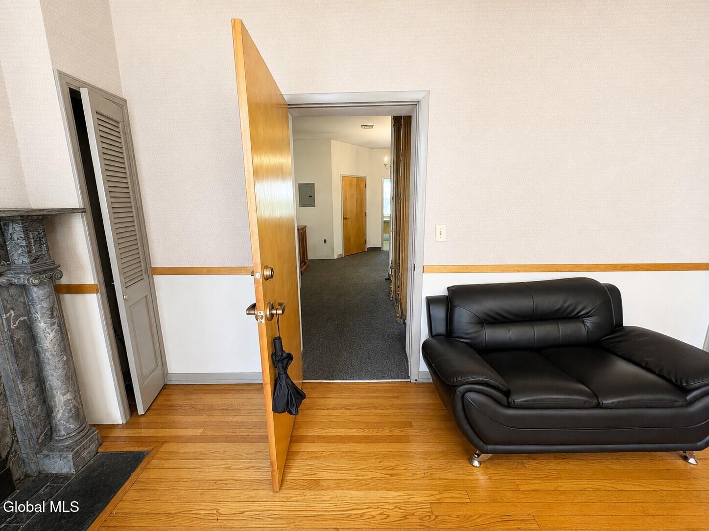87 Columbia Street Albany NY 12210