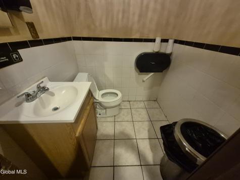 209 Central Avenue Albany NY 12206