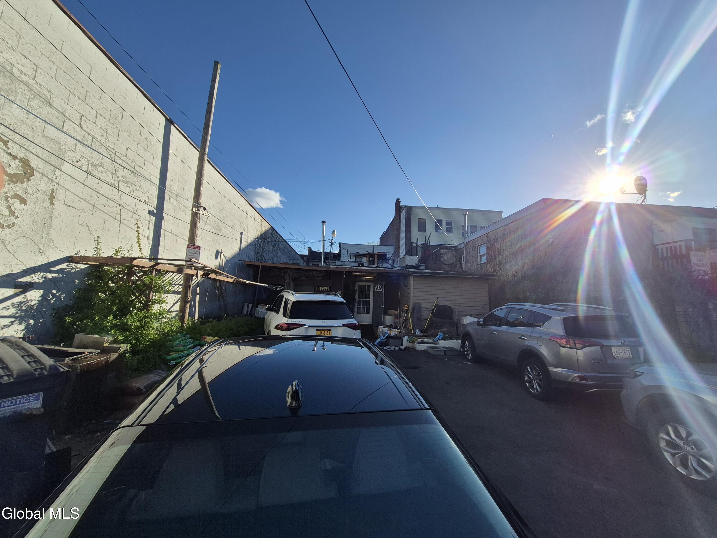 209 Central Avenue Albany NY 12206