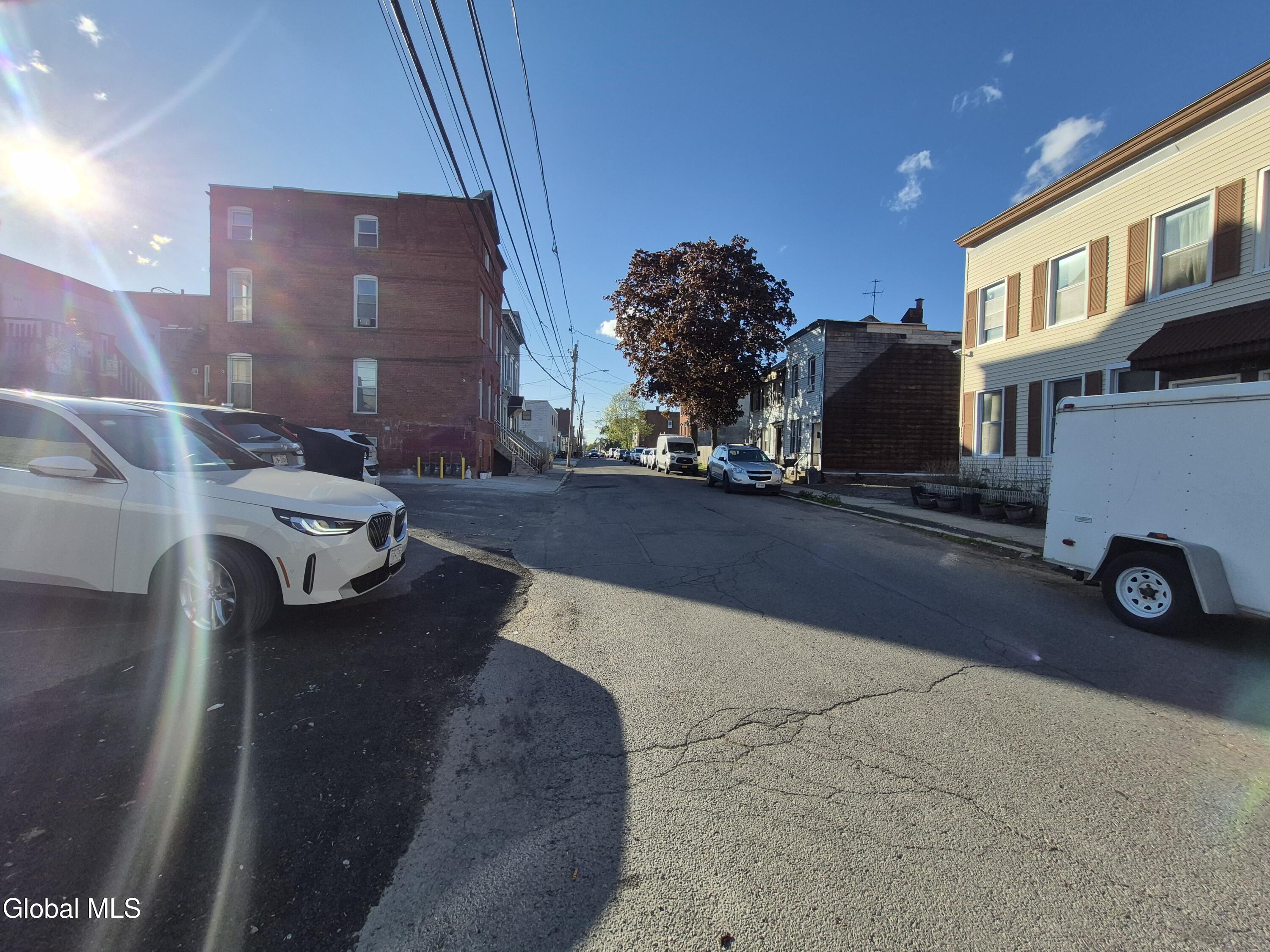 209 Central Avenue Albany NY 12206