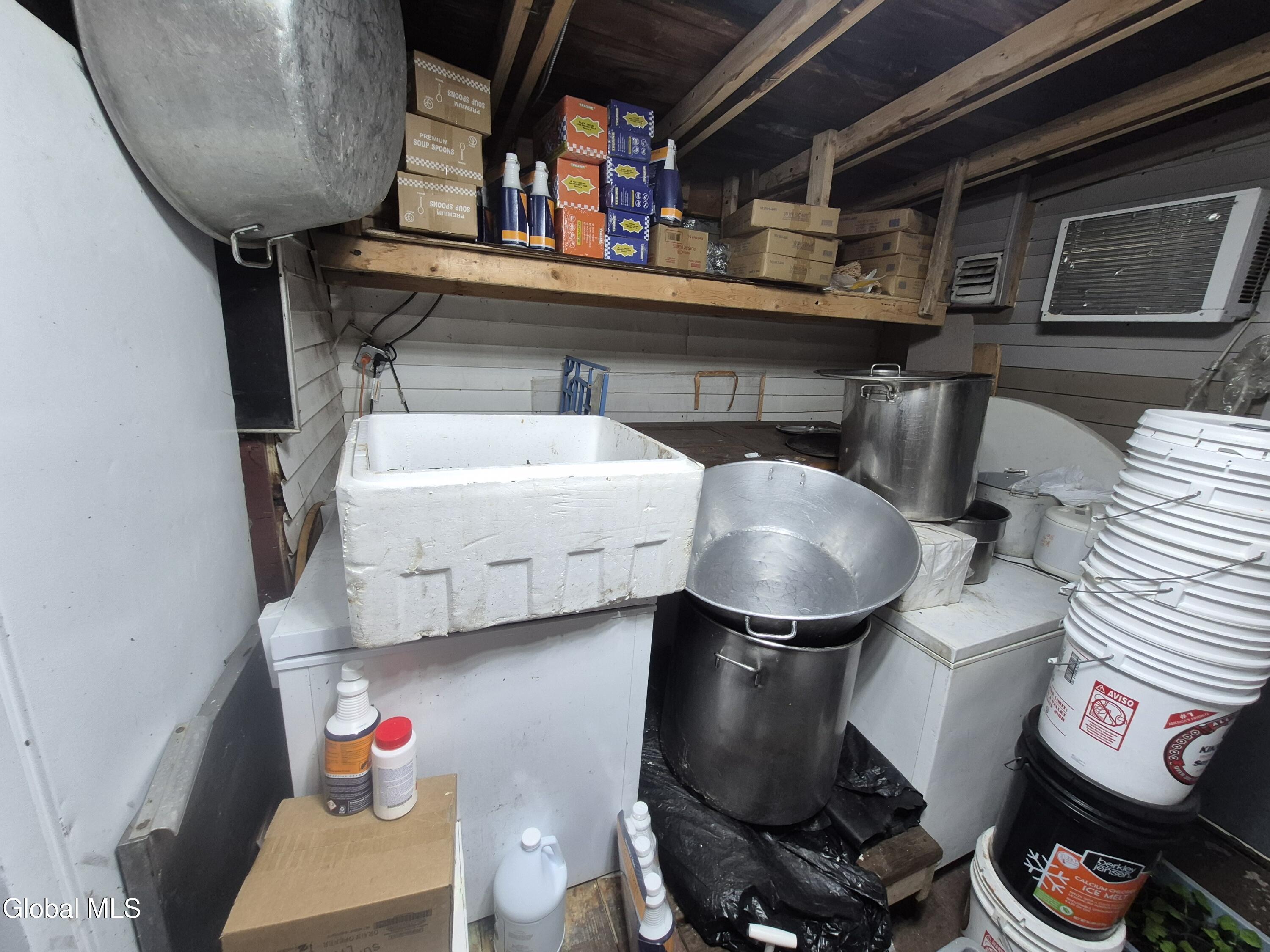 209 Central Avenue Albany NY 12206