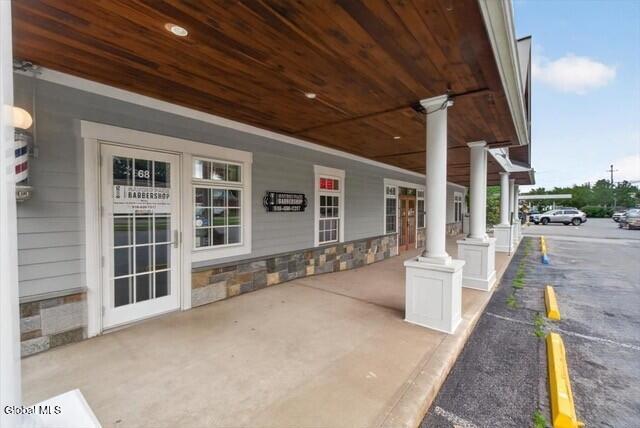 68 West Avenue Saratoga Springs NY 12866
