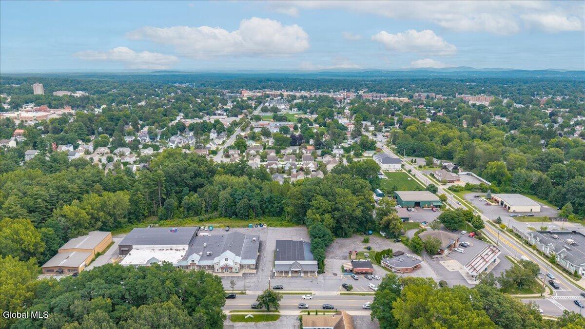 68 West Avenue Saratoga Springs NY 12866