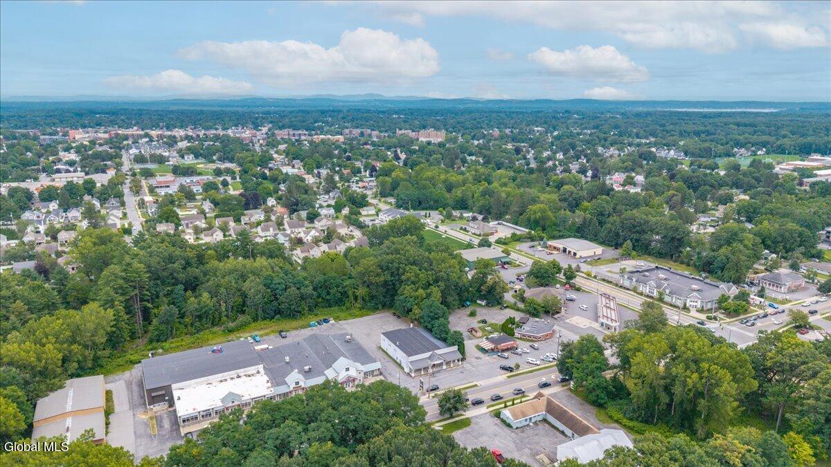 68 West Avenue Saratoga Springs NY 12866