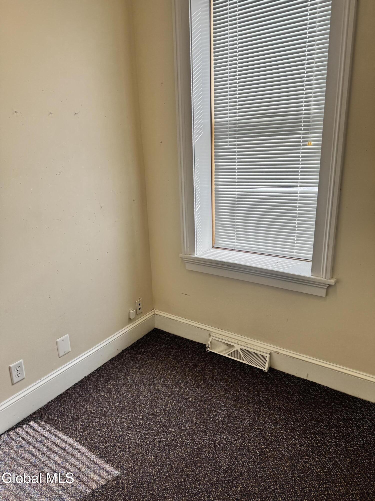 341 Clinton Avenue Albany NY 12206