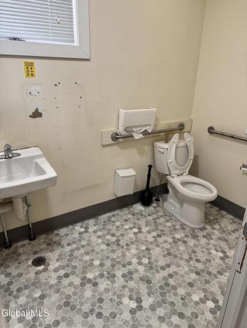 341 Clinton Avenue Albany NY 12206