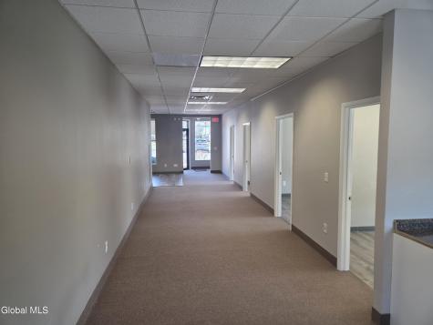 1524 U.s. 9 Halfmoon NY 12065