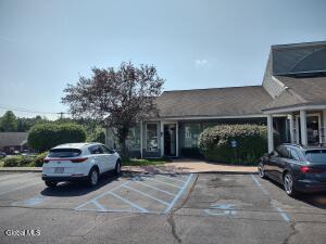 1524 U.s. 9 Halfmoon NY 12065