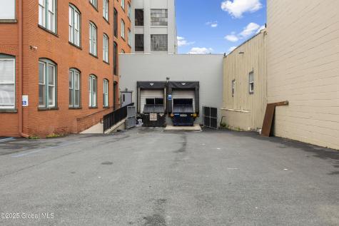 930 Broadway Albany NY 12207