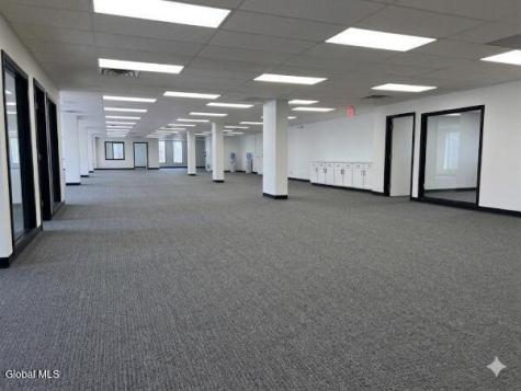 313 Ushers Road Clifton Park NY 12019