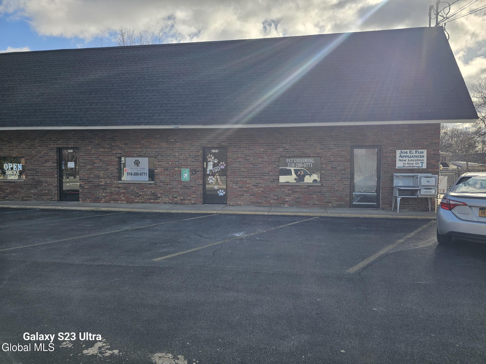 2793 Hamburg Street Schenectady NY 12303
