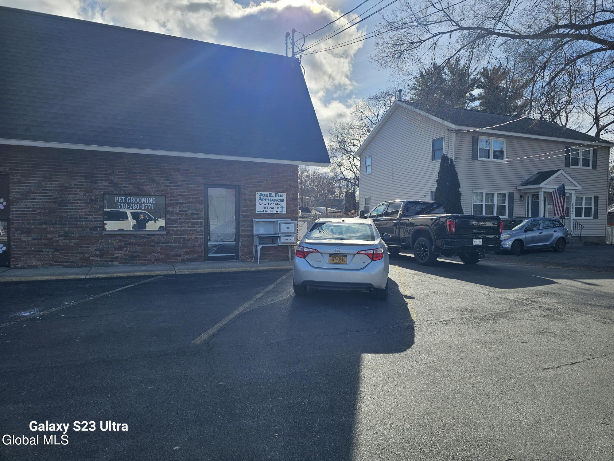 2793 Hamburg Street Schenectady NY 12303