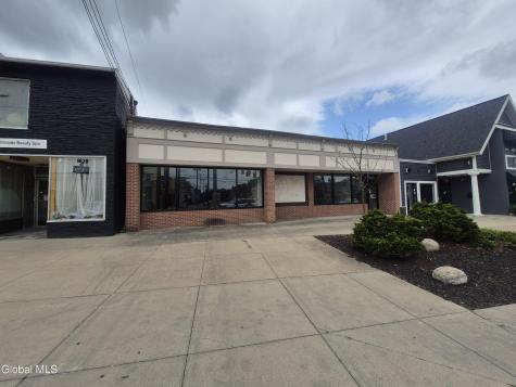 1626 Union Schenectady NY 12309