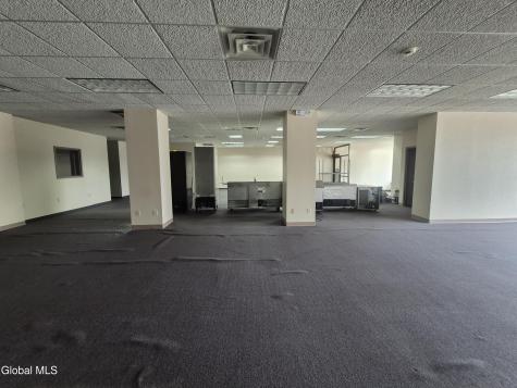 1626 Union Schenectady NY 12309
