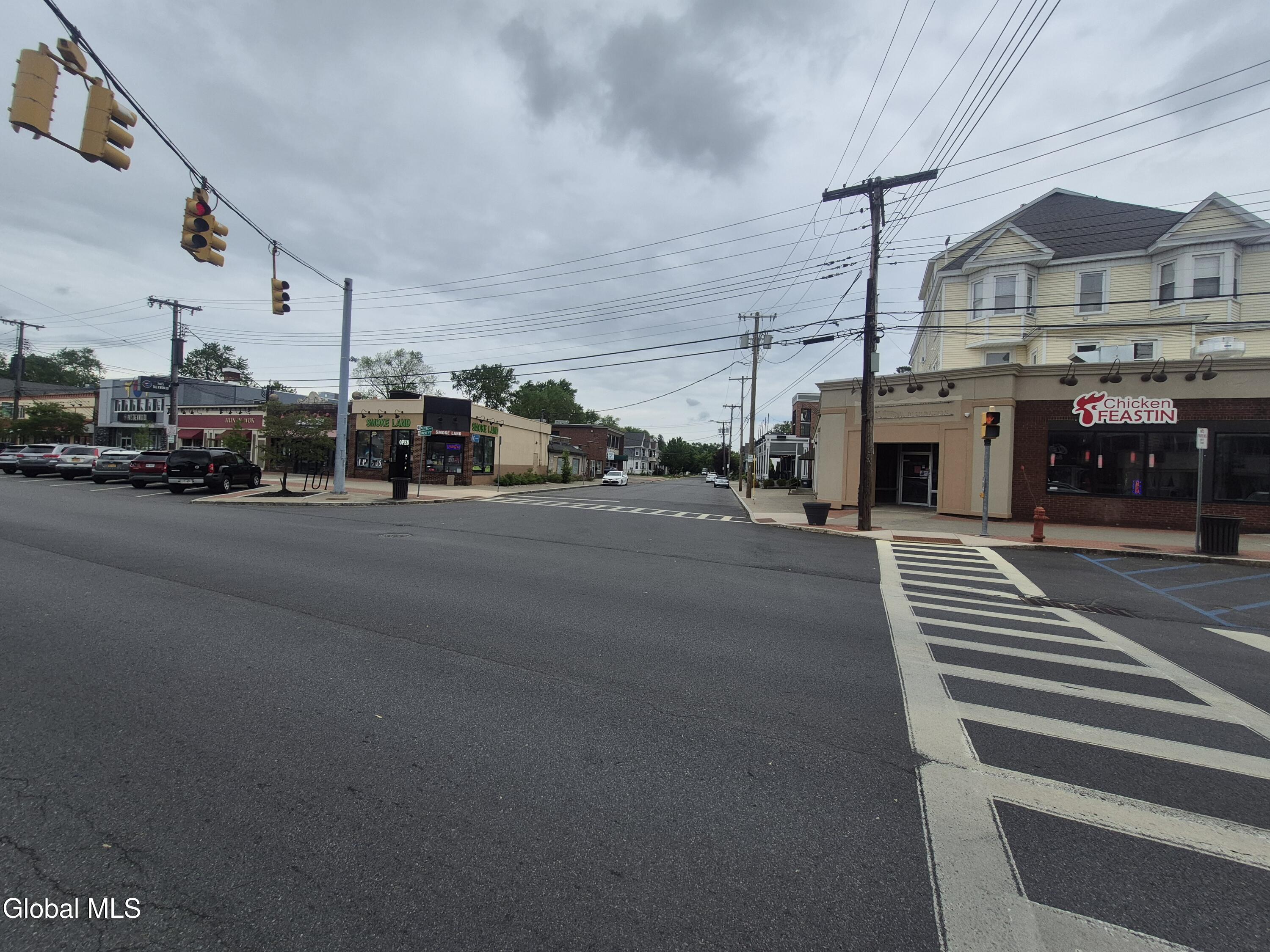 1626 Union Schenectady NY 12309