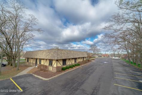 2310 E Nott Street Niskayuna NY 12309