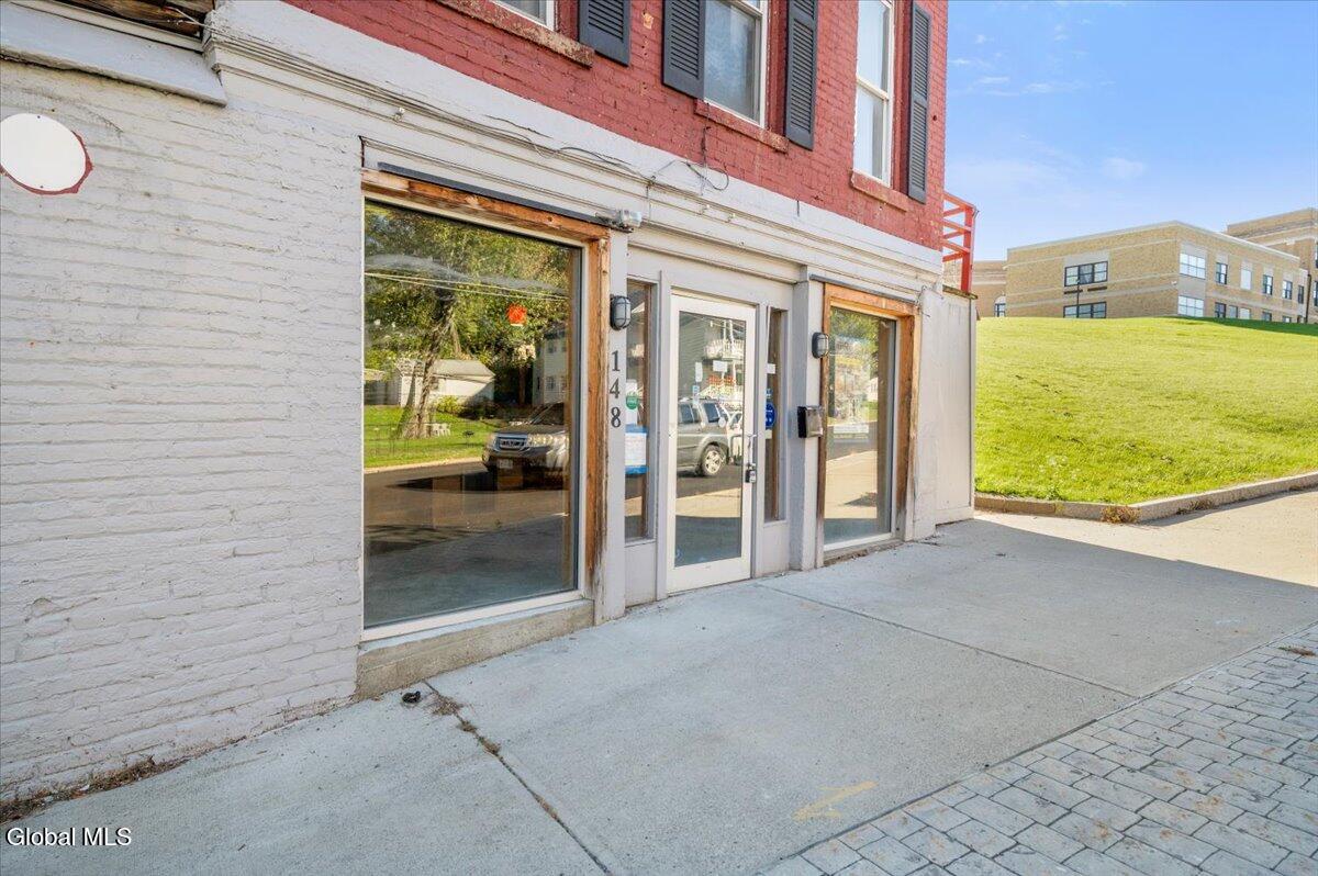 148 Columbia Street Cohoes NY 12047