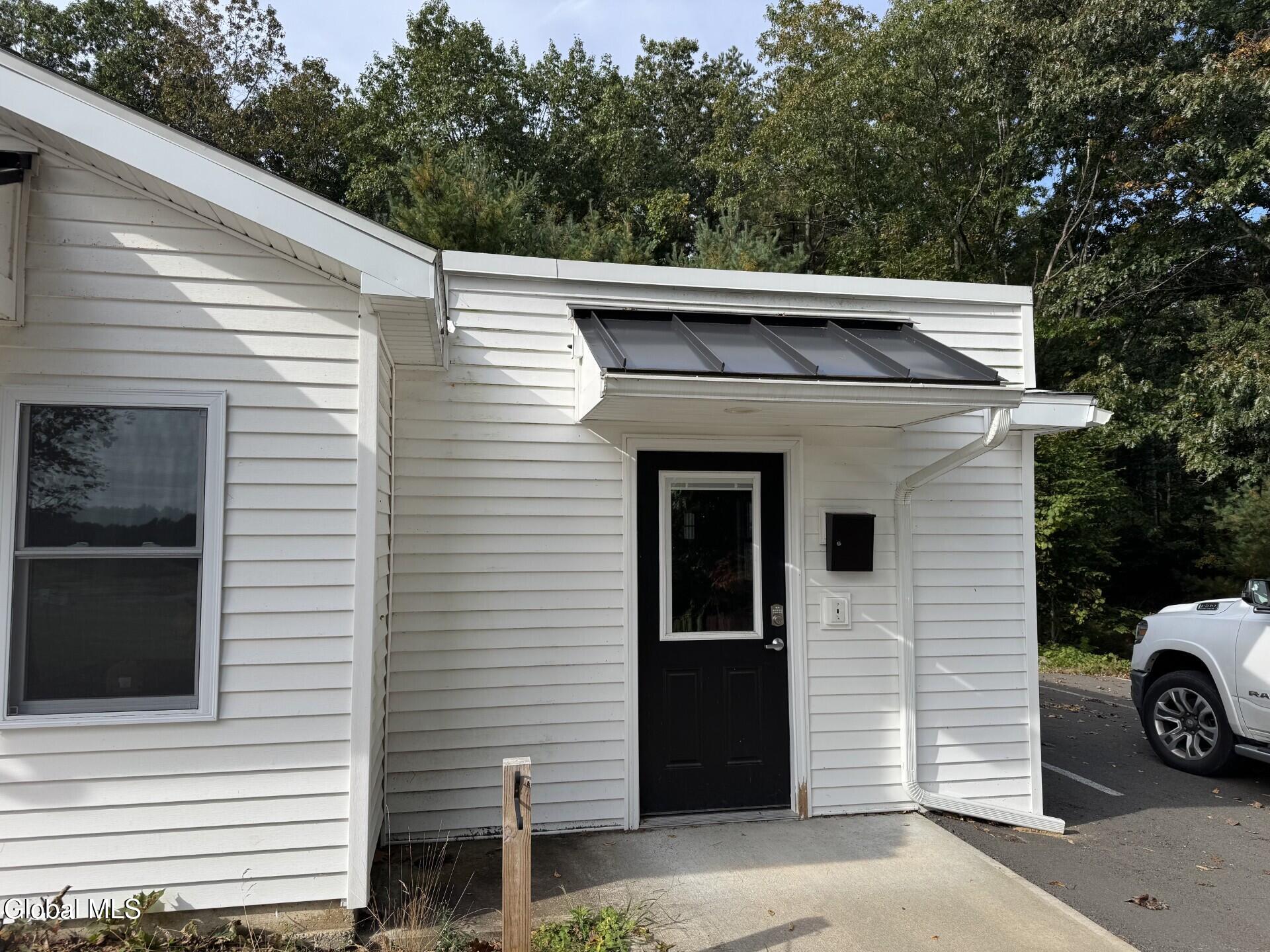 865 New York 29 Saratoga Springs NY 12866