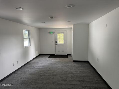 865 New York 29 Saratoga Springs NY 12866