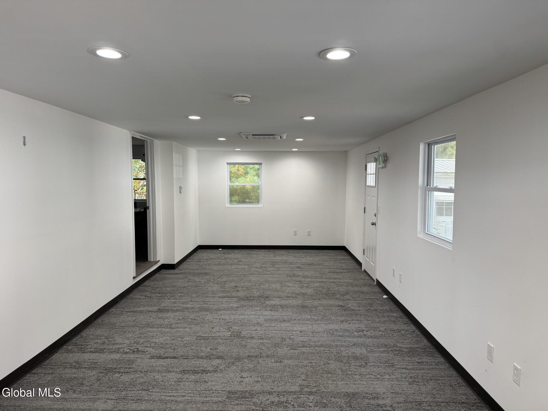 865 New York 29 Saratoga Springs NY 12866