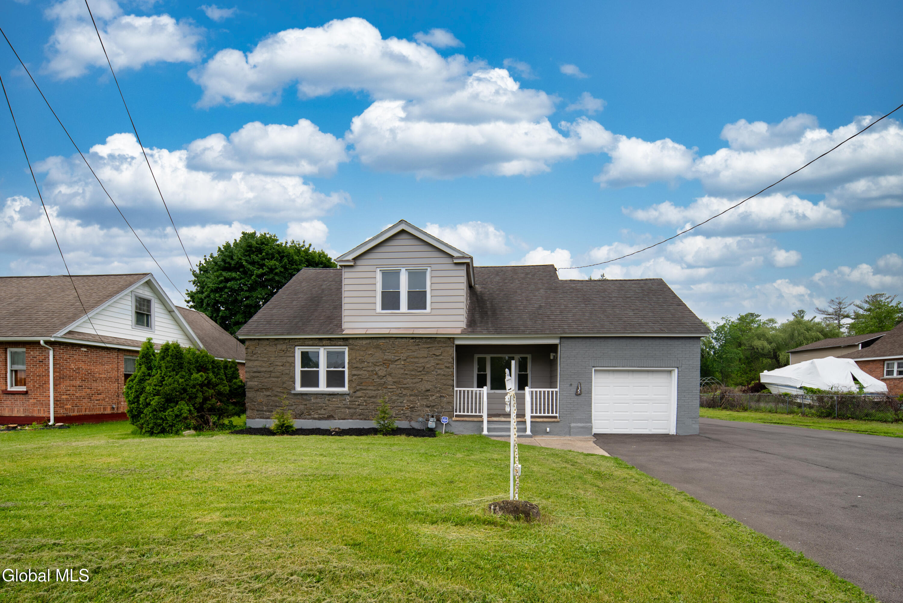 135 Freemans Bridge Road Glenville NY 12302