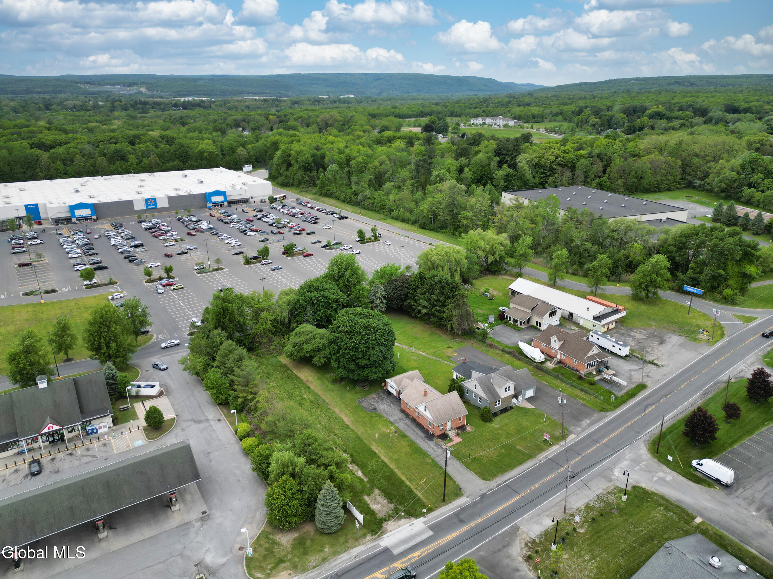 135 Freemans Bridge Road Glenville NY 12302