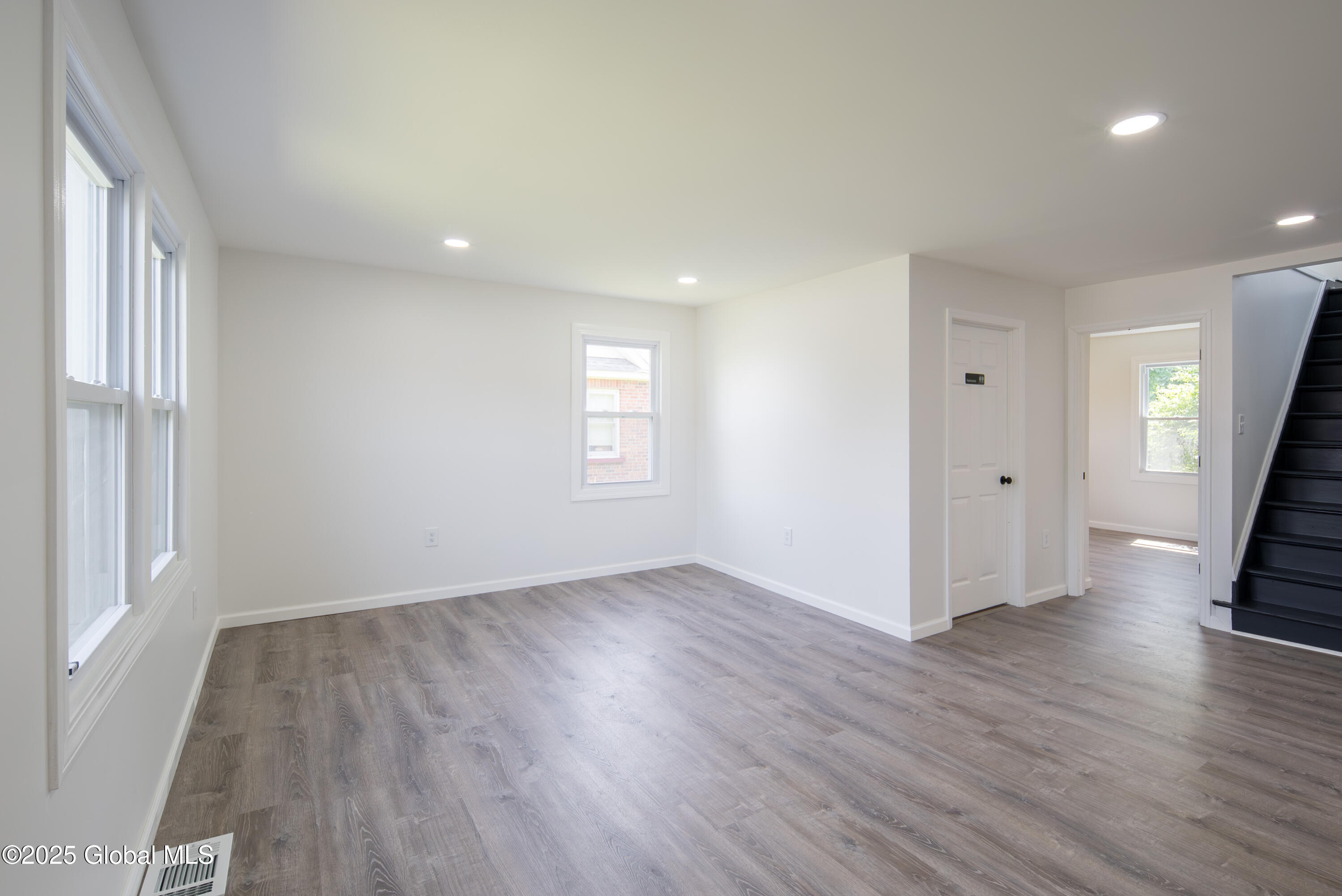 135 Freemans Bridge Road Glenville NY 12302