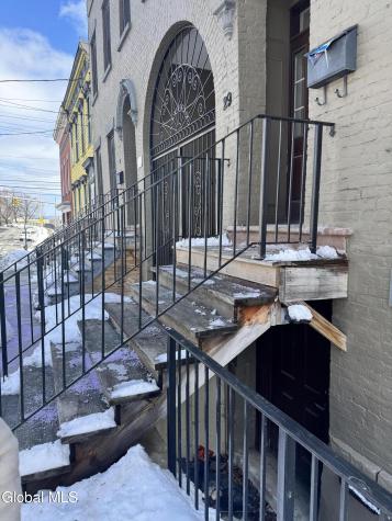 27 N Swan Street Albany NY 12210