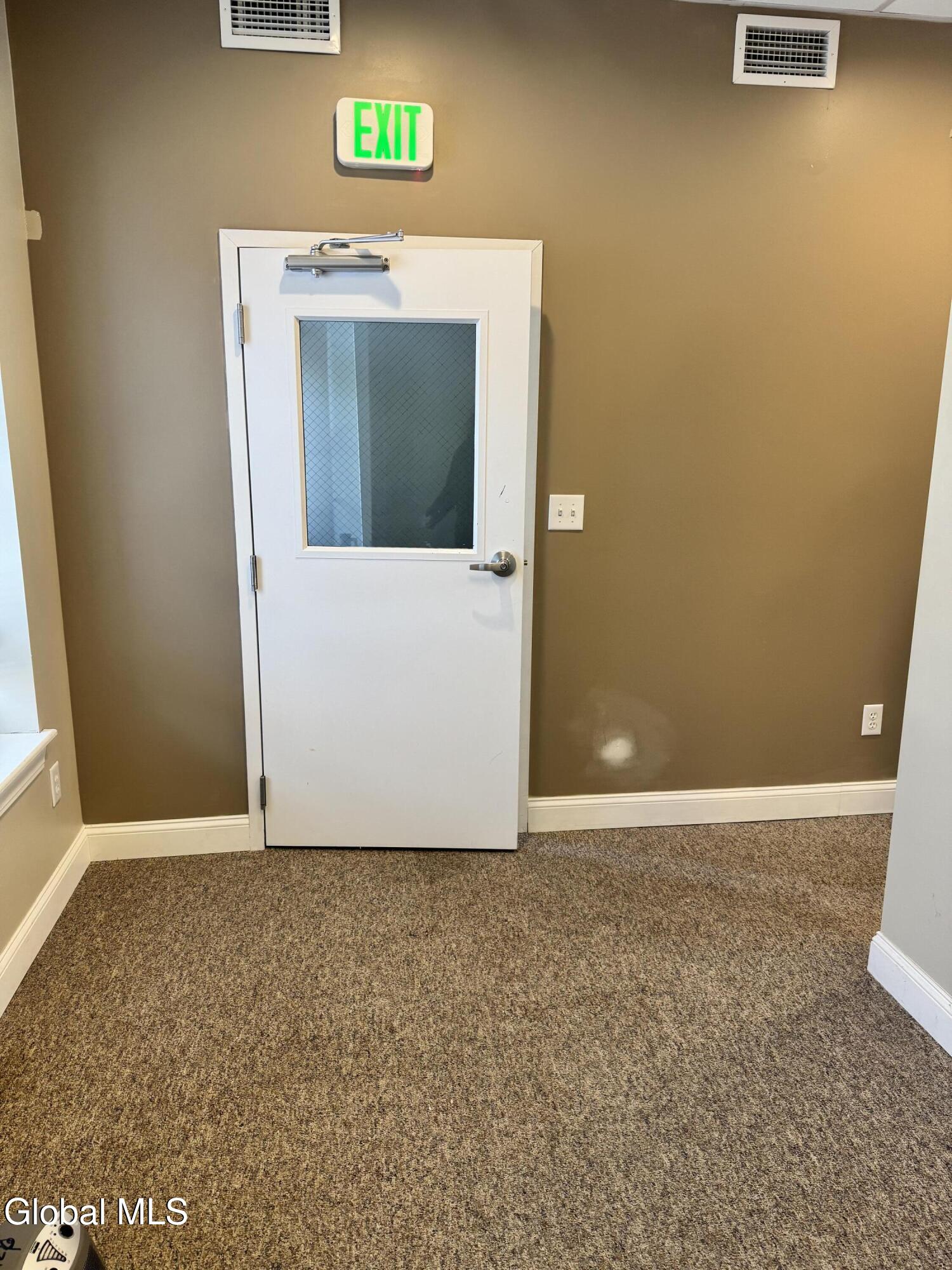 27 N Swan Street Albany NY 12210