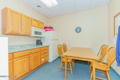 16 Hunter Brook Lane Queensbury NY 12804