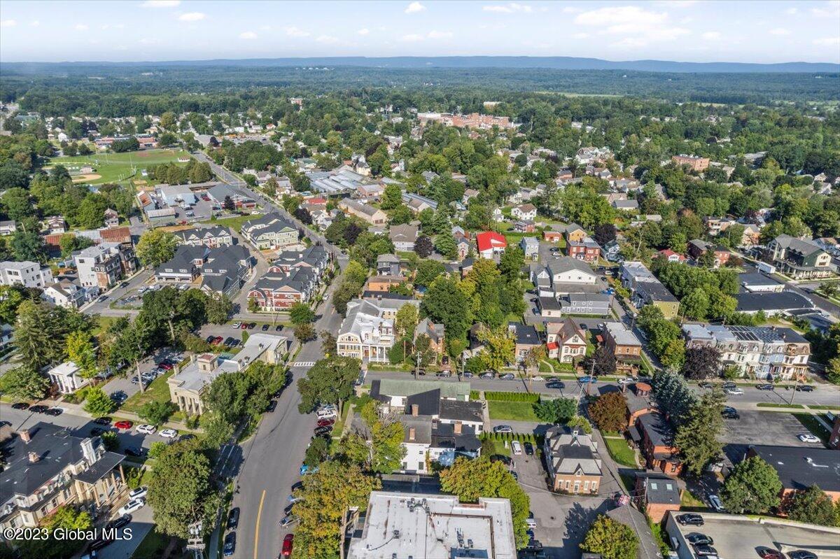 8 Butler Place Saratoga Springs NY 12866