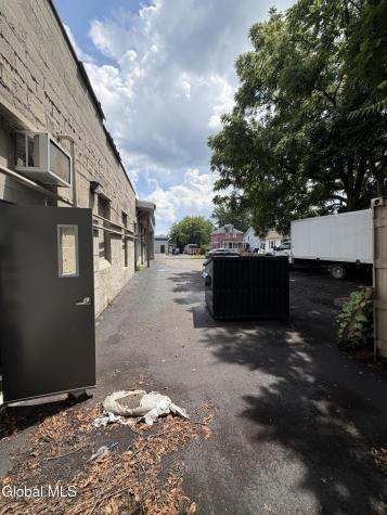 1818 B State Street Schenectady NY 12304