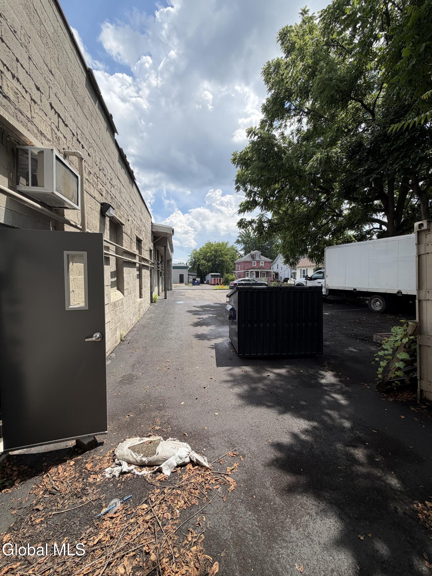 1818 B State Street Schenectady NY 12304