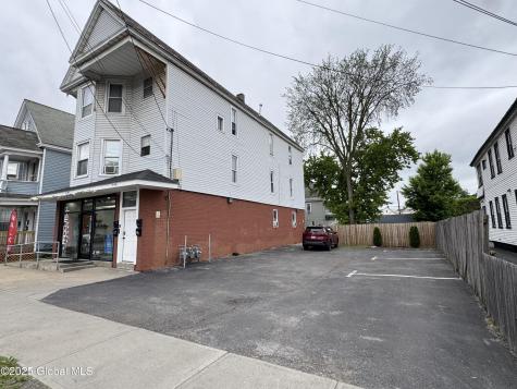 975 Albany Street Schenectady NY 12307