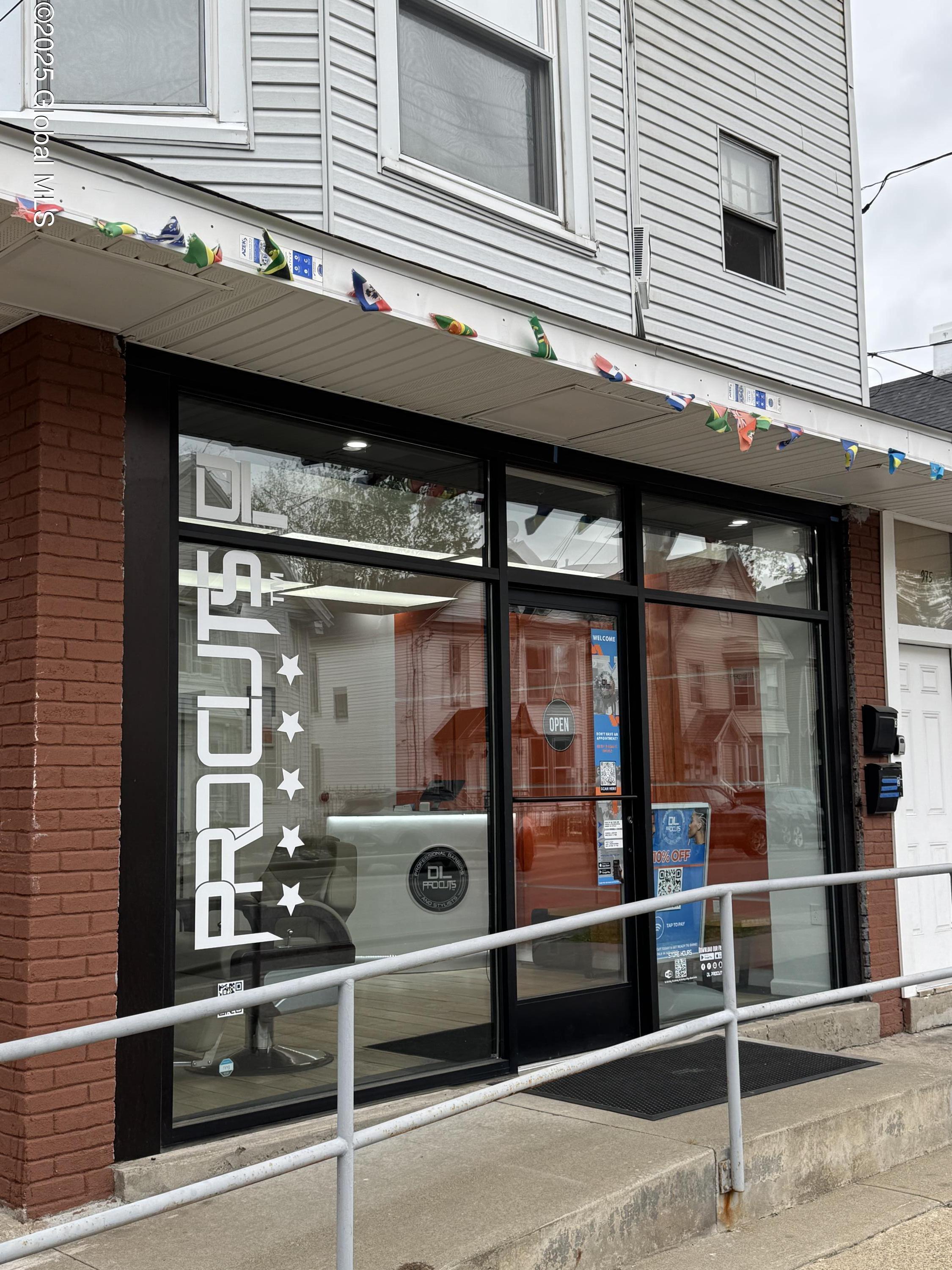 975 Albany Street Schenectady NY 12307