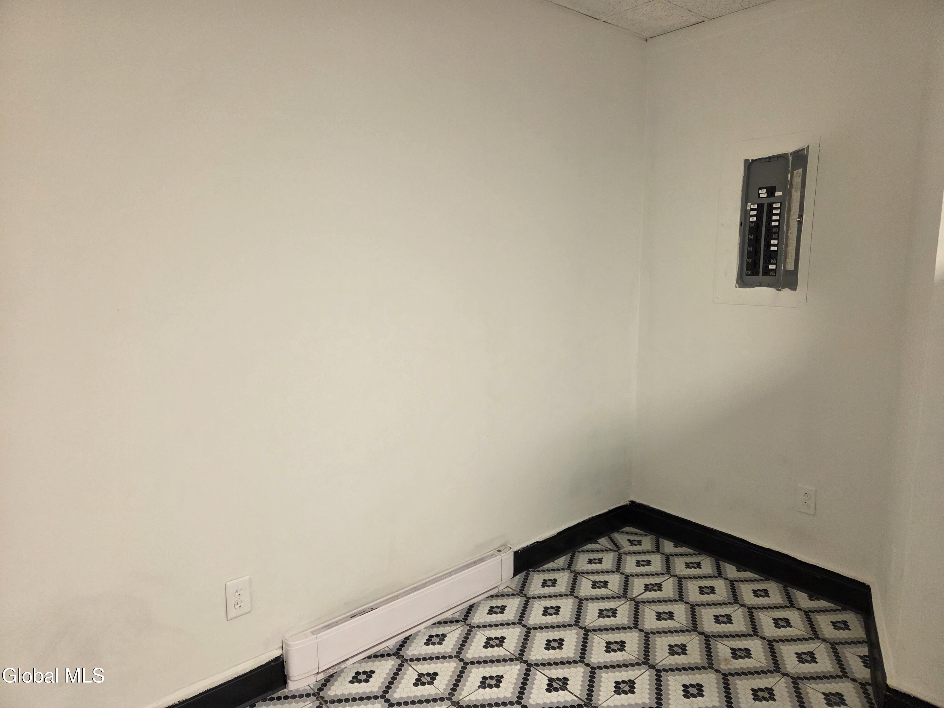 2232 Broadway Schenectady NY 12306