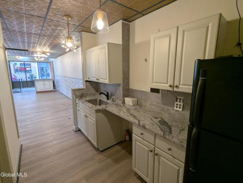 140 Clinton Street Schenectady NY 12305