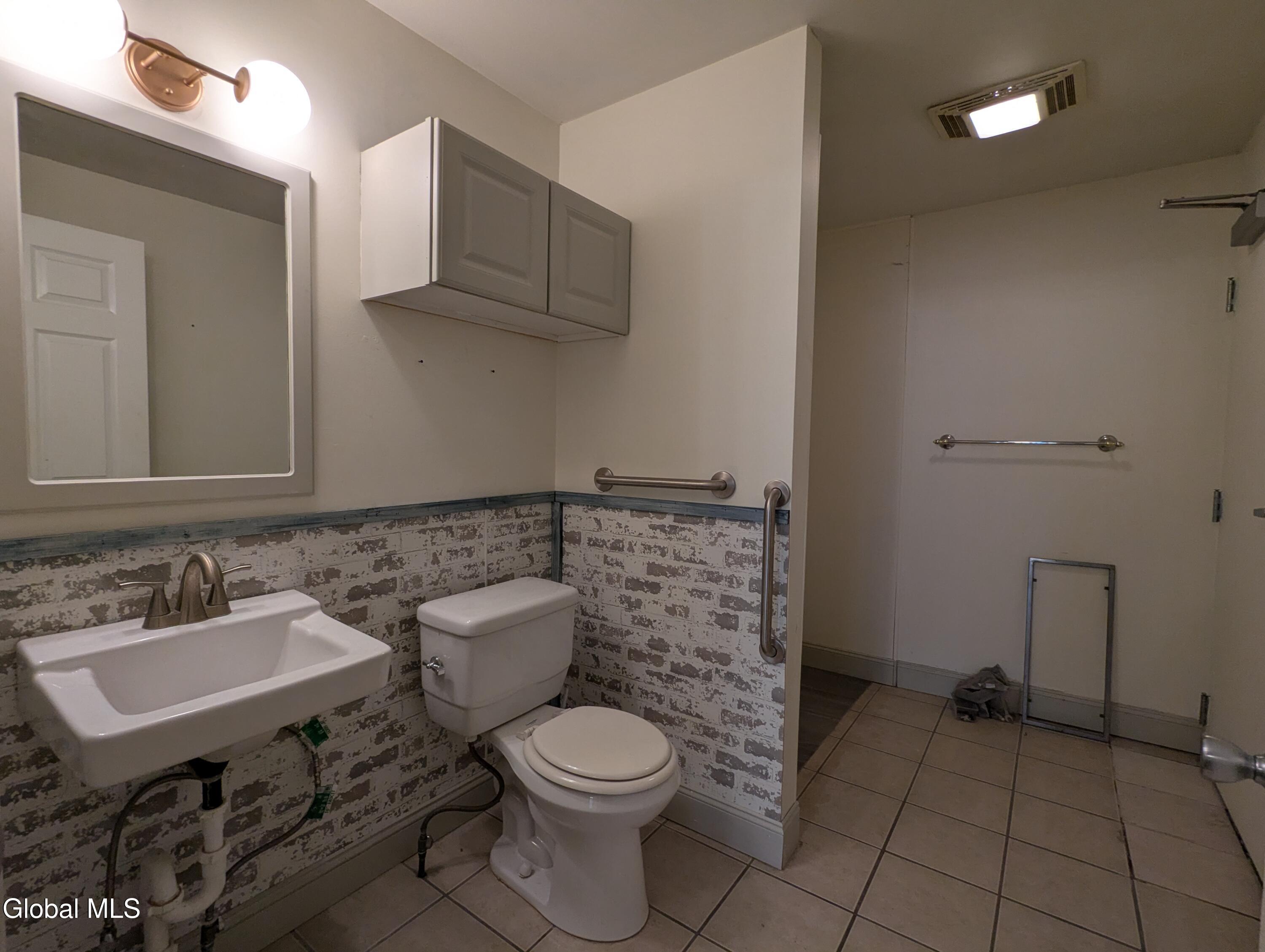 140 Clinton Street Schenectady NY 12305